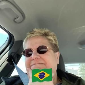 Meet your Posher, Lorrie